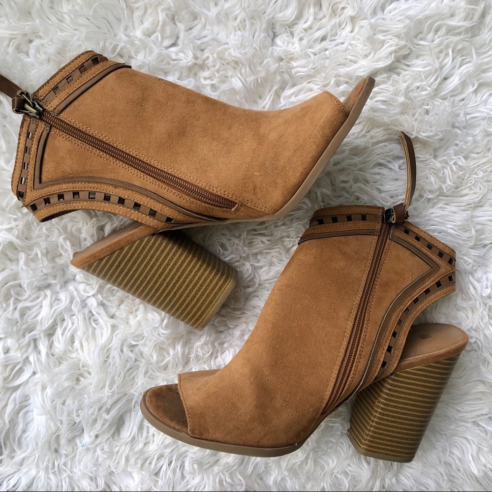 Dolcetta | Block Heeled Bootie